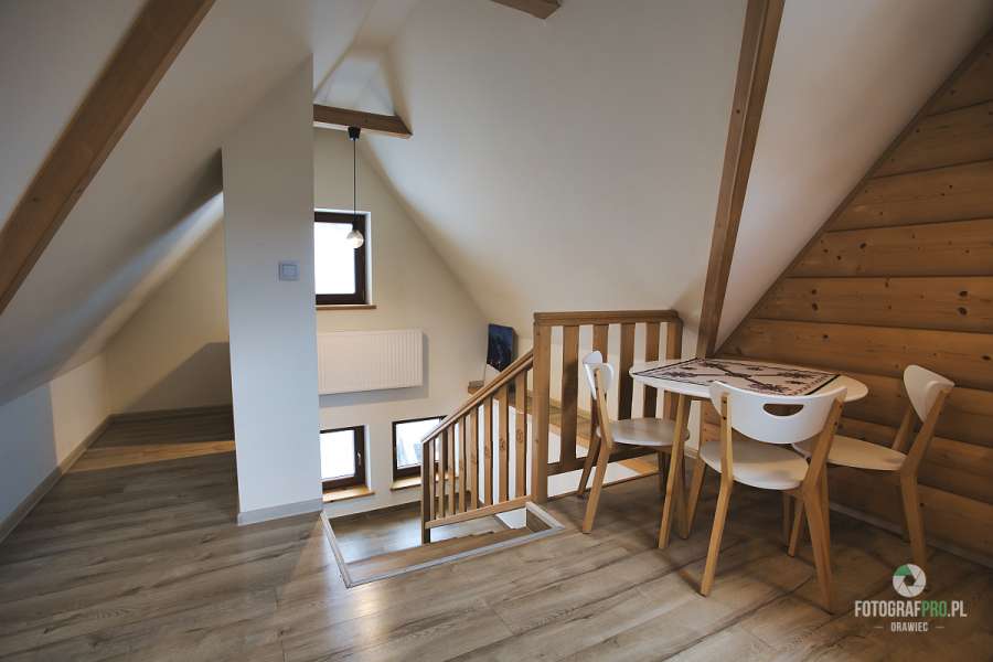 Fotografia wnętrz klatka schodowa