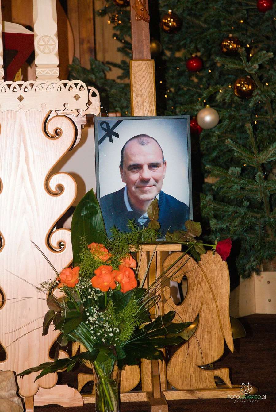 Wydruk w formacie A3, oprawa w elegancką czarną ramkę