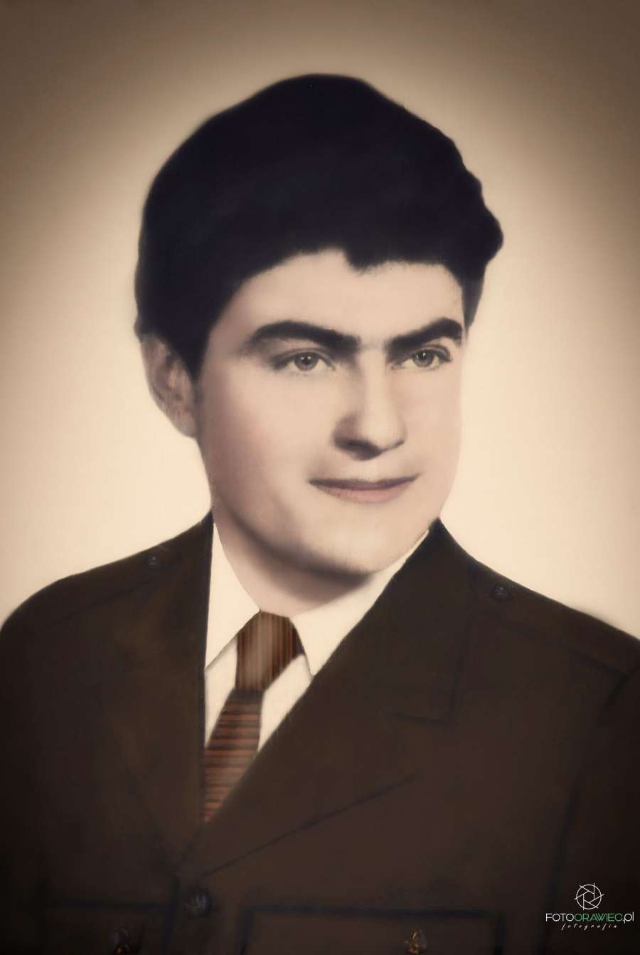 Reprodukcja fotograficzna oraz poprawa kolorystyczna, tonalna wraz z cyfrowym retuszem